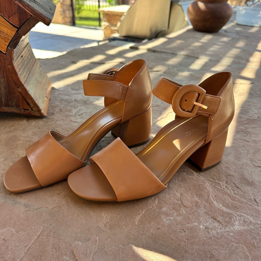 Vionic Chardonnay Heeled Sandal